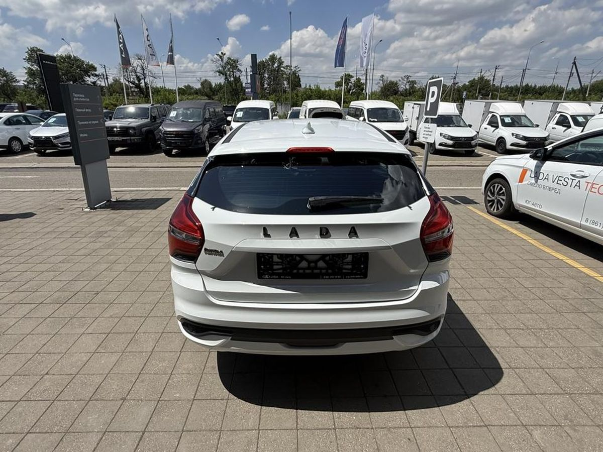 LADA Iskra SW I, Белый "Ледниковый", 1515000 рублей, вид 5