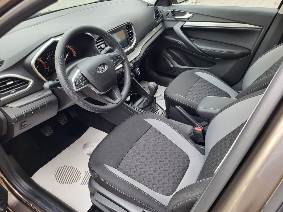 LADA Vesta I Рестайлинг (NG), Серебристый "Платина" металлик, 1555000 рублей, вид 9