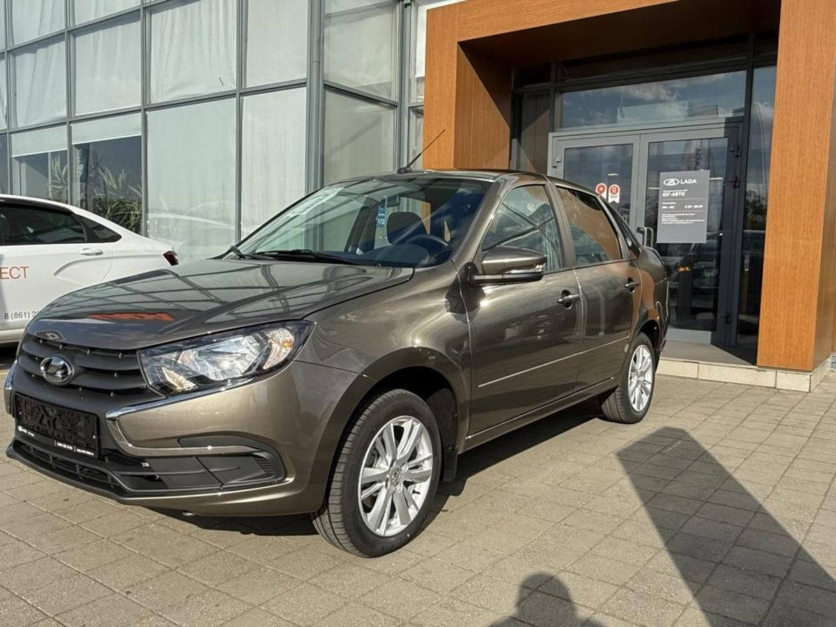 LADA Granta седан I Рестайлинг, Золотисто-коричневый "Кориандр" металлик, 1098000 рублей, вид 2
