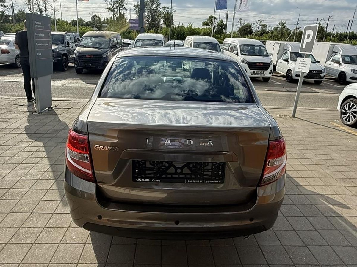 LADA Granta седан I Рестайлинг, Золотисто-коричневый "Кориандр" металлик, 1098000 рублей, вид 6