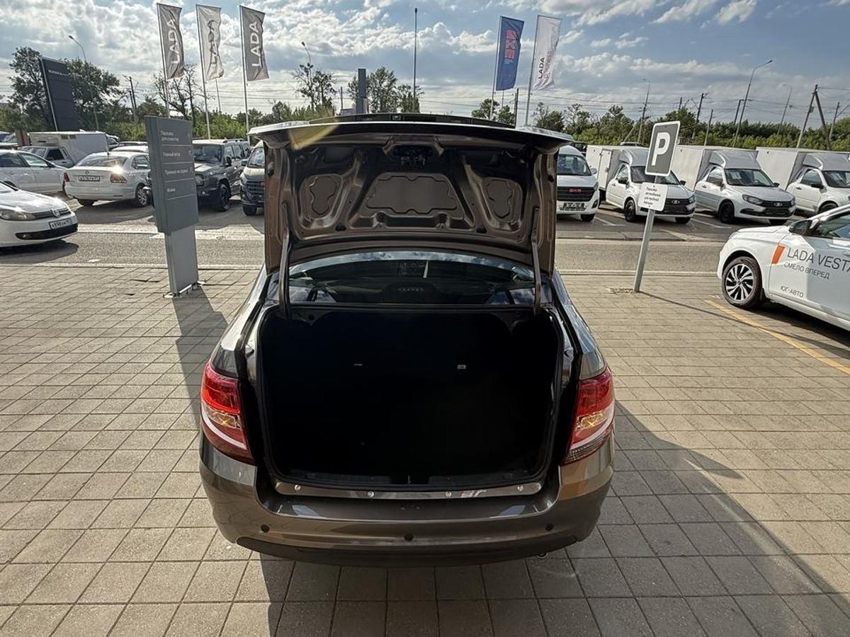 LADA Granta седан I Рестайлинг, Золотисто-коричневый "Кориандр" металлик, 1098000 рублей, вид 7