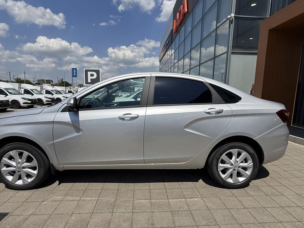 LADA Vesta I Рестайлинг (NG), Серебристый "Платина" металлик, 1655000 рублей, вид 4