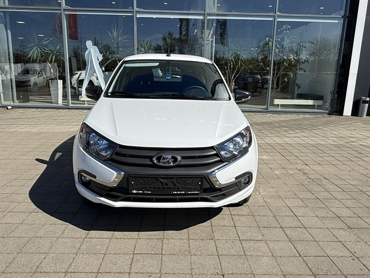 LADA Granta лифтбек I Рестайлинг, Белый "Ледниковый", 1154000 рублей, вид 3