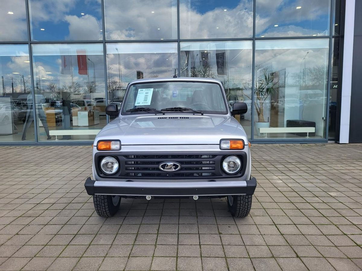 LADA Niva Legend I, Серебристый "Платина" металлик, 1005000 рублей, вид 3