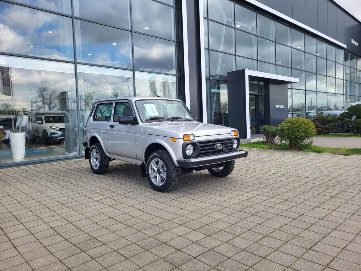 LADA Niva Legend I, Серебристый "Платина" металлик, 1005000 рублей, вид 4