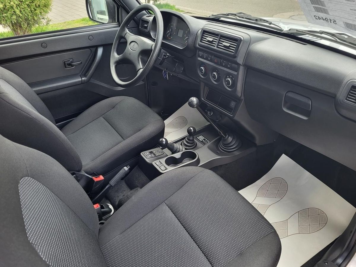 LADA Niva Legend I, Серебристый "Платина" металлик, 1005000 рублей, вид 11