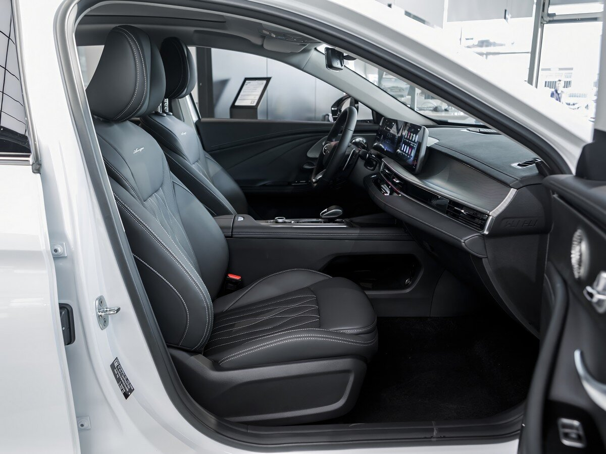Chery Arrizo 8 I, Искрящийся белый, 2210000 рублей, вид 2