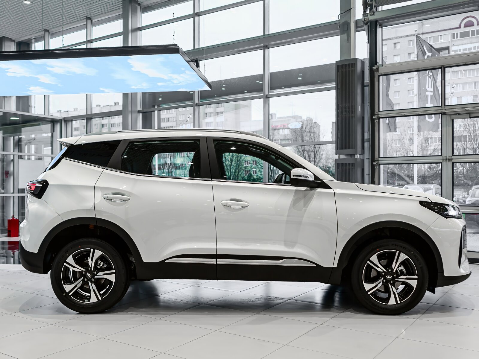 Chery Tiggo 4 I Рестайлинг 2, Искрящийся белый, 1980000 рублей, вид 19
