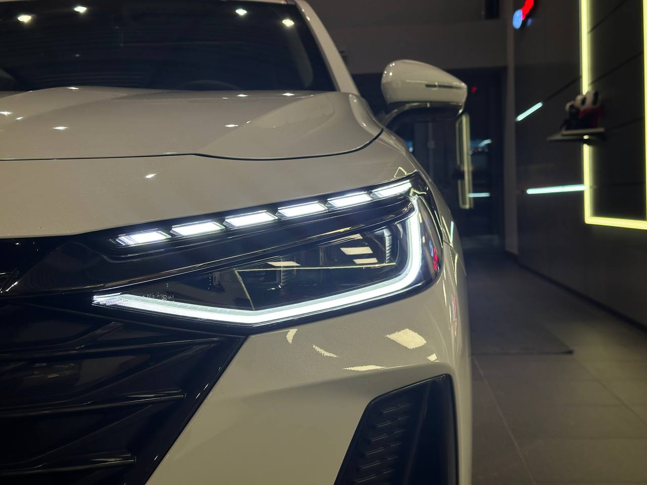 Chery Arrizo 8 I, Искрящийся белый, 2576900 рублей, вид 12