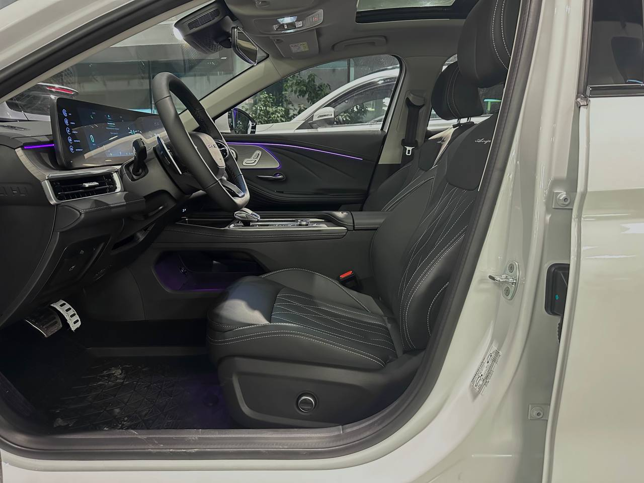 Chery Arrizo 8 I, Искрящийся белый, 2576900 рублей, вид 15