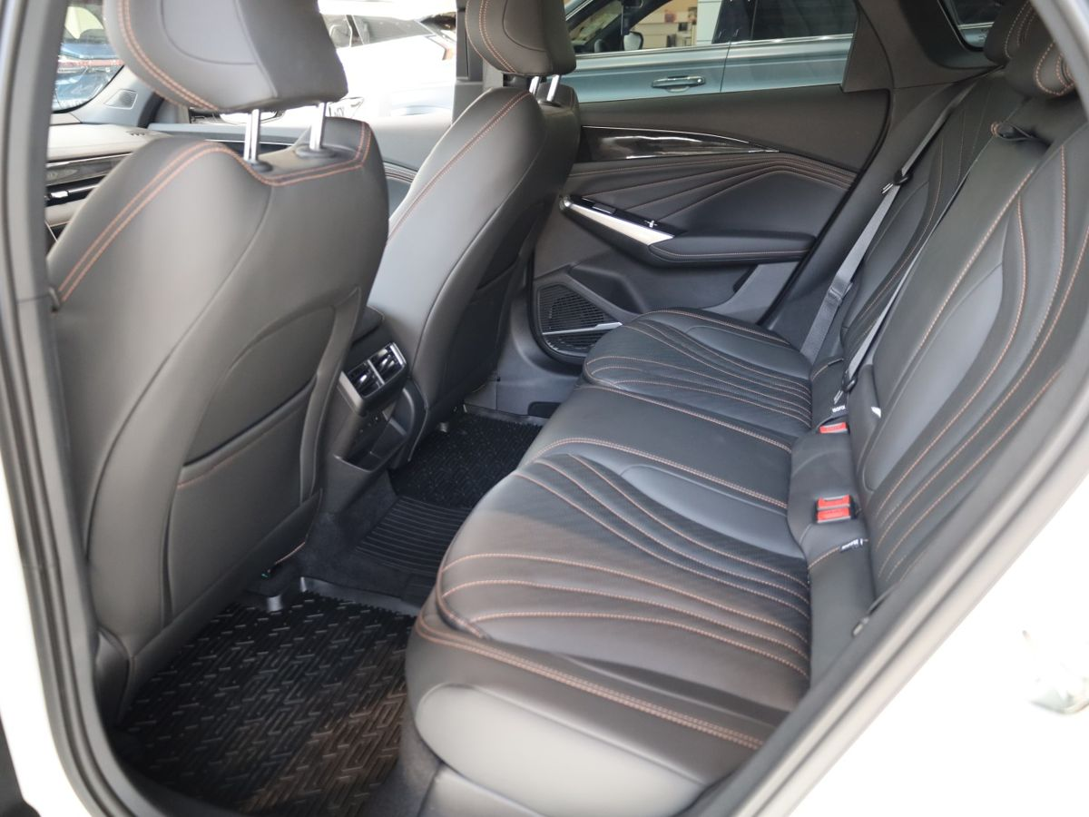 Geely Preface I, Crystal White / Белый, 3020000 рублей, вид 10