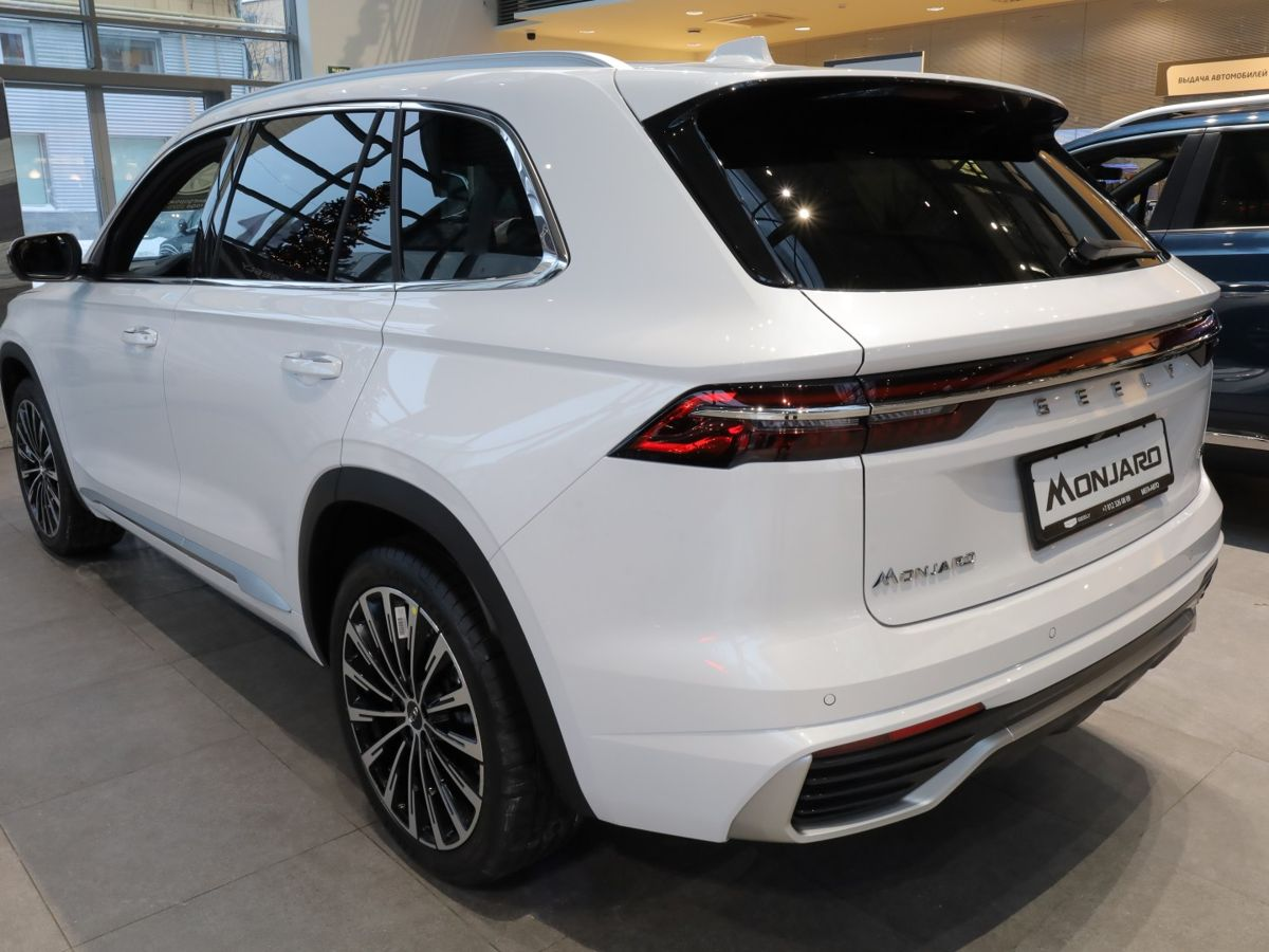 Geely Monjaro I, Oyster White / Белый металлик, 4504990 рублей, вид 7