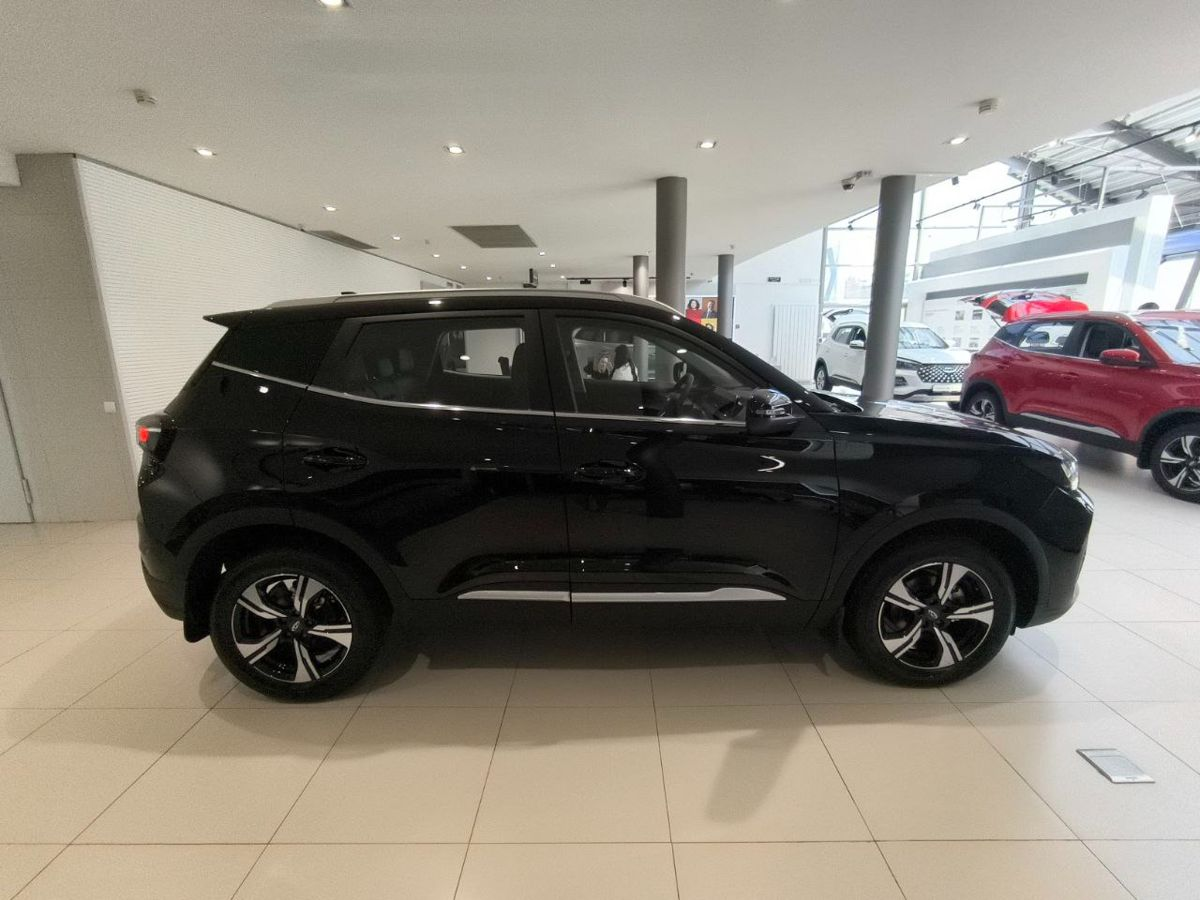 Chery Tiggo 4 I Рестайлинг 2, Глубокий черный, 2099000 рублей, вид 13