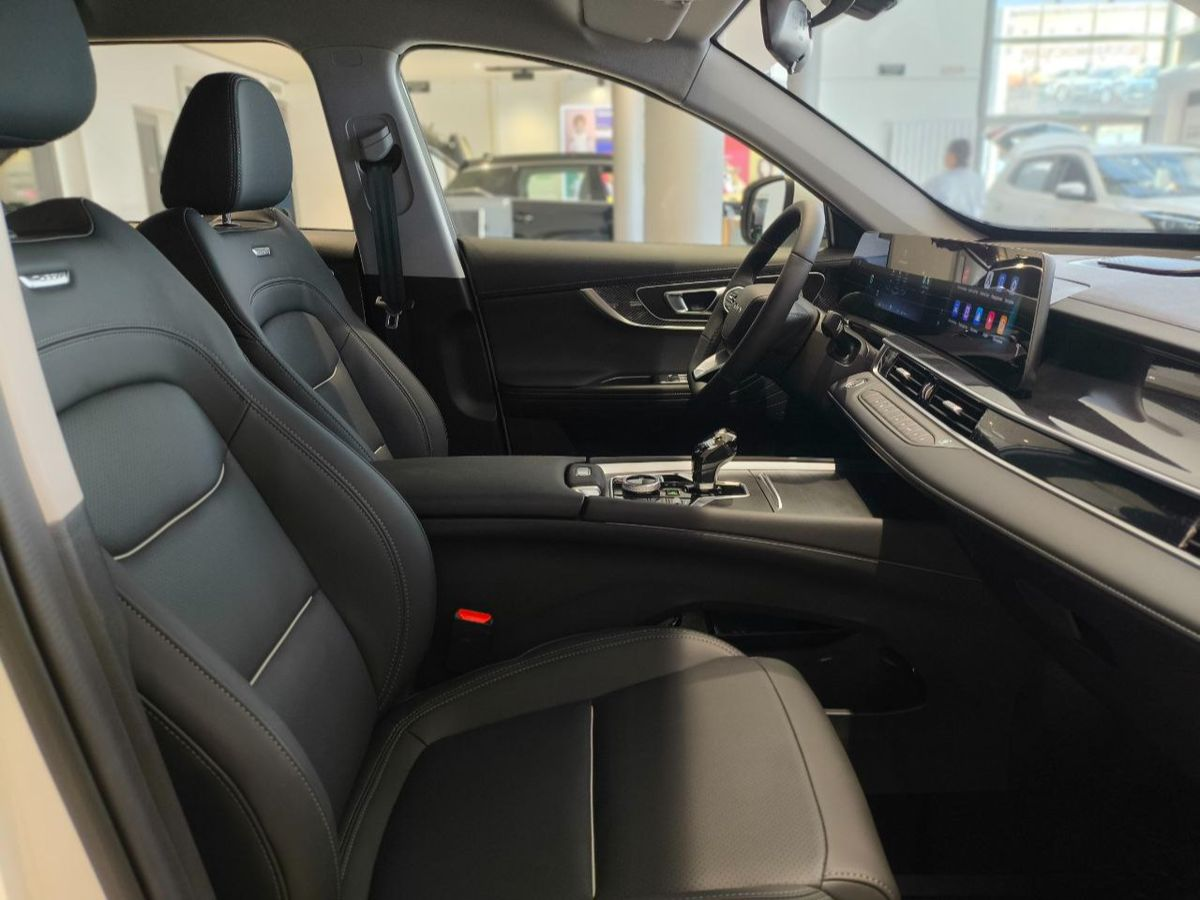 Chery Tiggo 7L I, Искрящийся белый, 2529000 рублей, вид 12