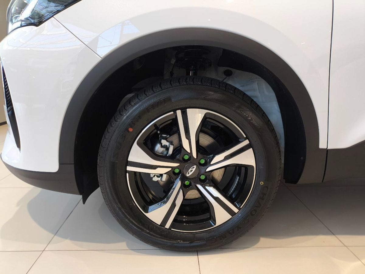 Chery Tiggo 4 I Рестайлинг 2, Искрящийся белый, 2099000 рублей, вид 9