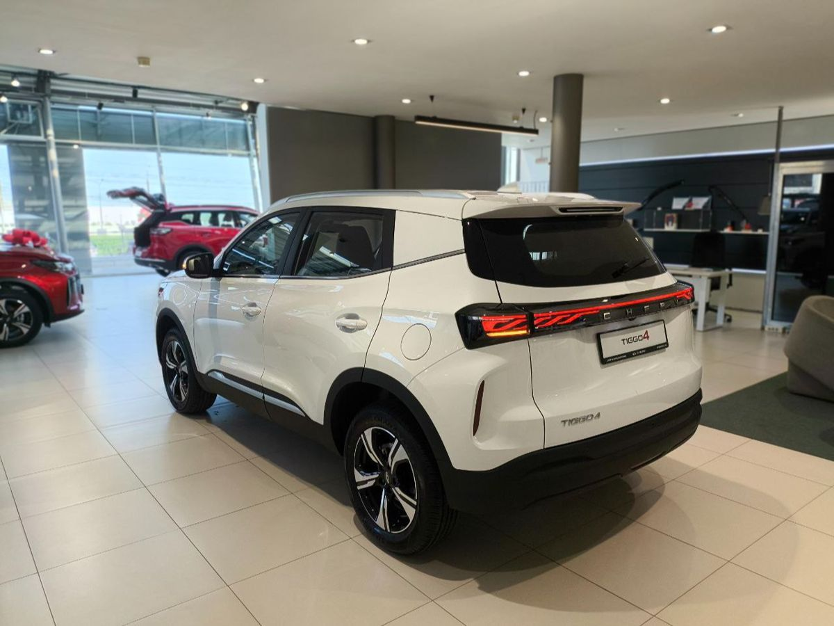 Chery Tiggo 4 I Рестайлинг 2, Искрящийся белый, 2099000 рублей, вид 4