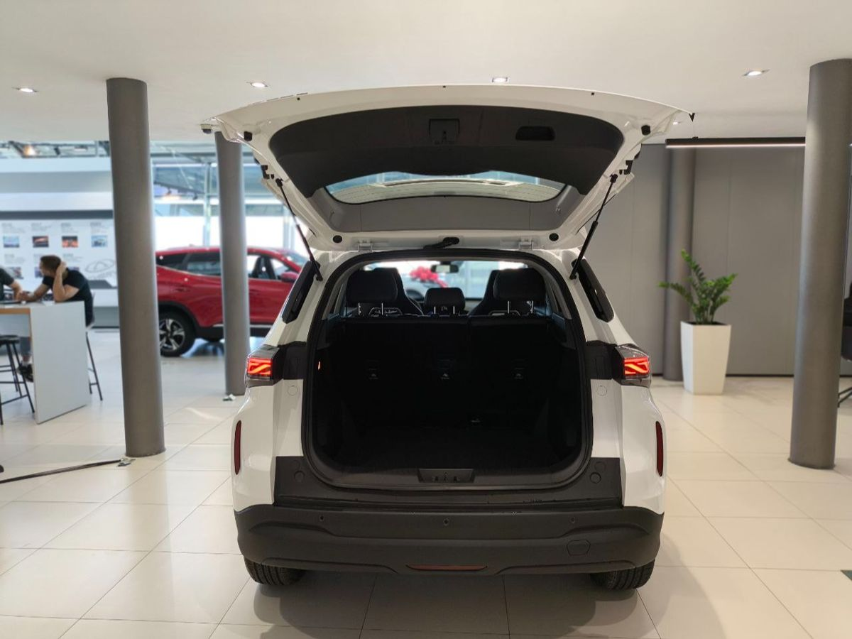 Chery Tiggo 4 I Рестайлинг 2, Искрящийся белый, 2099000 рублей, вид 7
