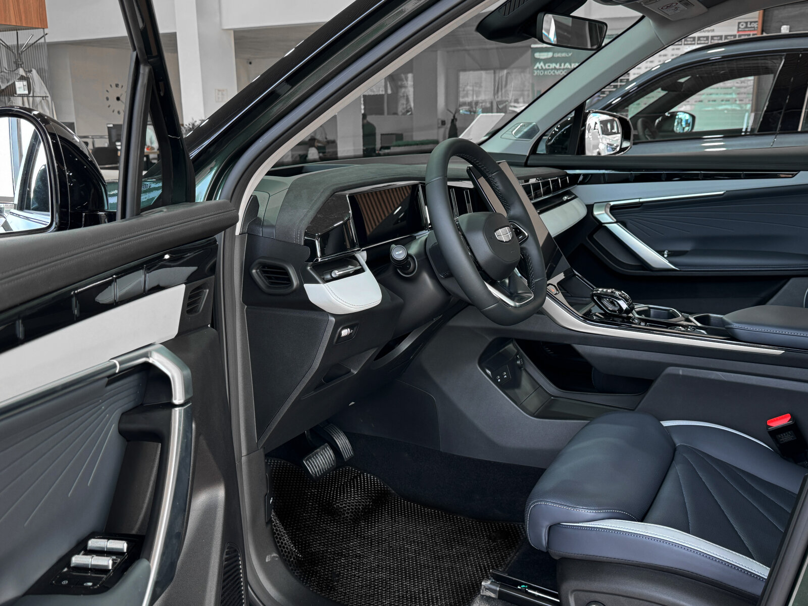 Geely Atlas II, Racing Green / Зеленый металлик, 3970990 рублей, вид 7
