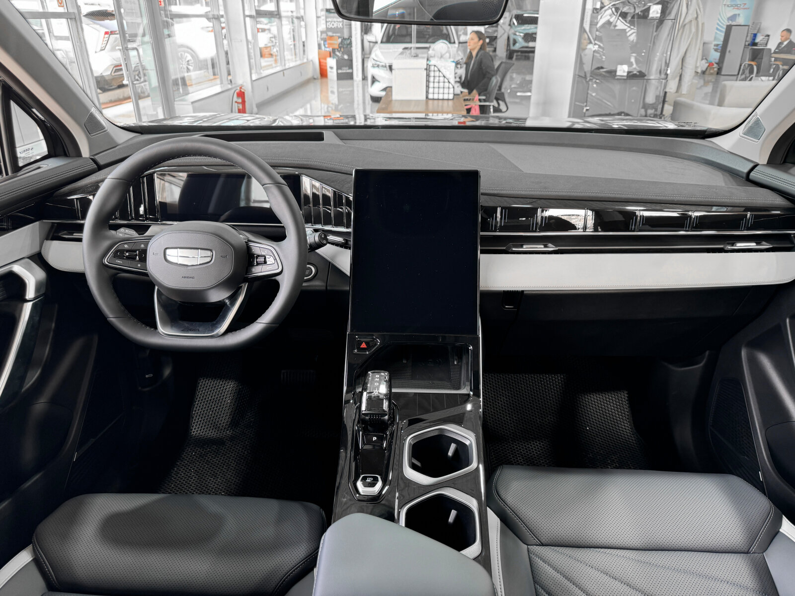 Geely Atlas II, Racing Green / Зеленый металлик, 3970990 рублей, вид 8