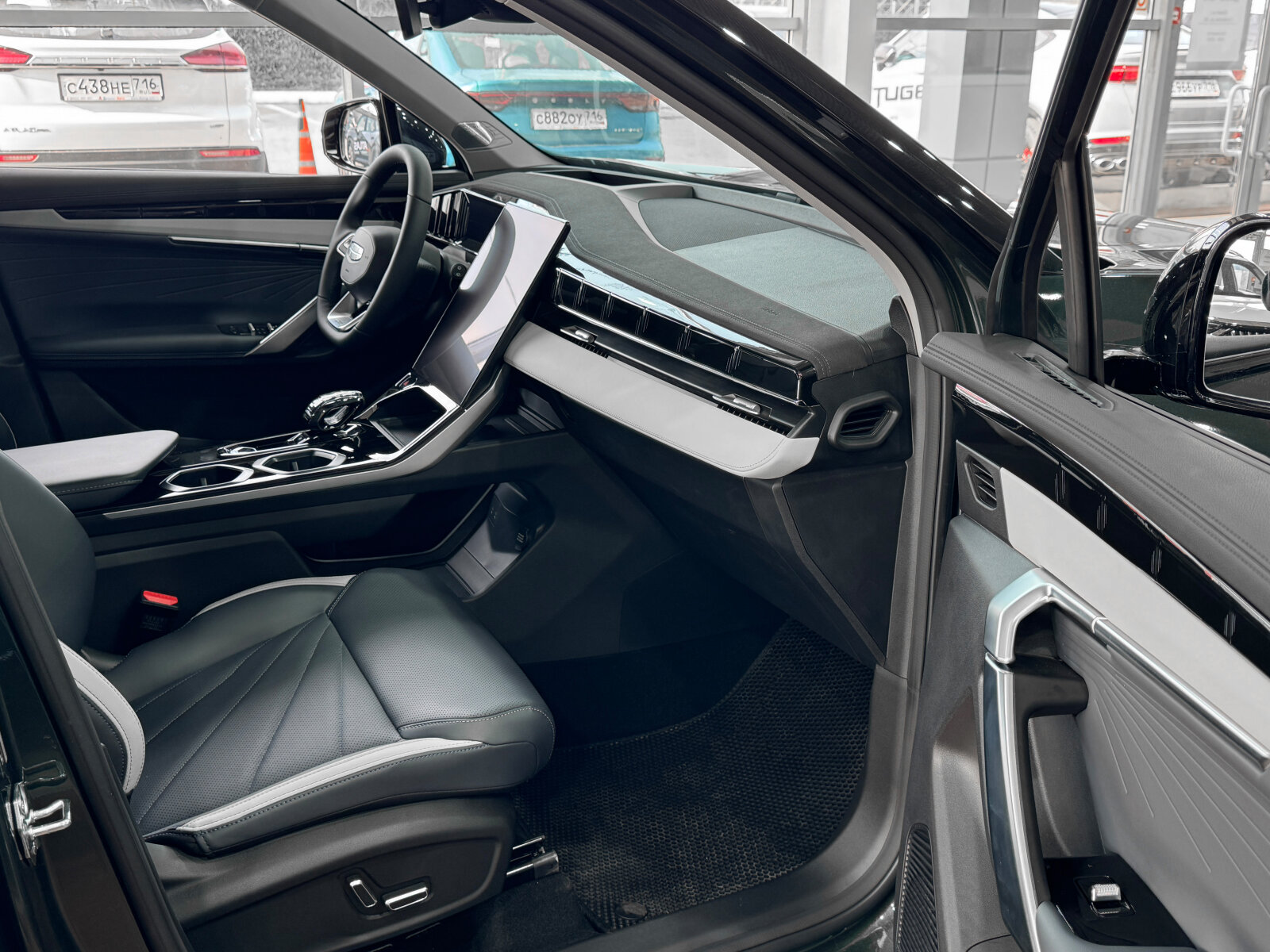 Geely Atlas II, Racing Green / Зеленый металлик, 3970990 рублей, вид 10