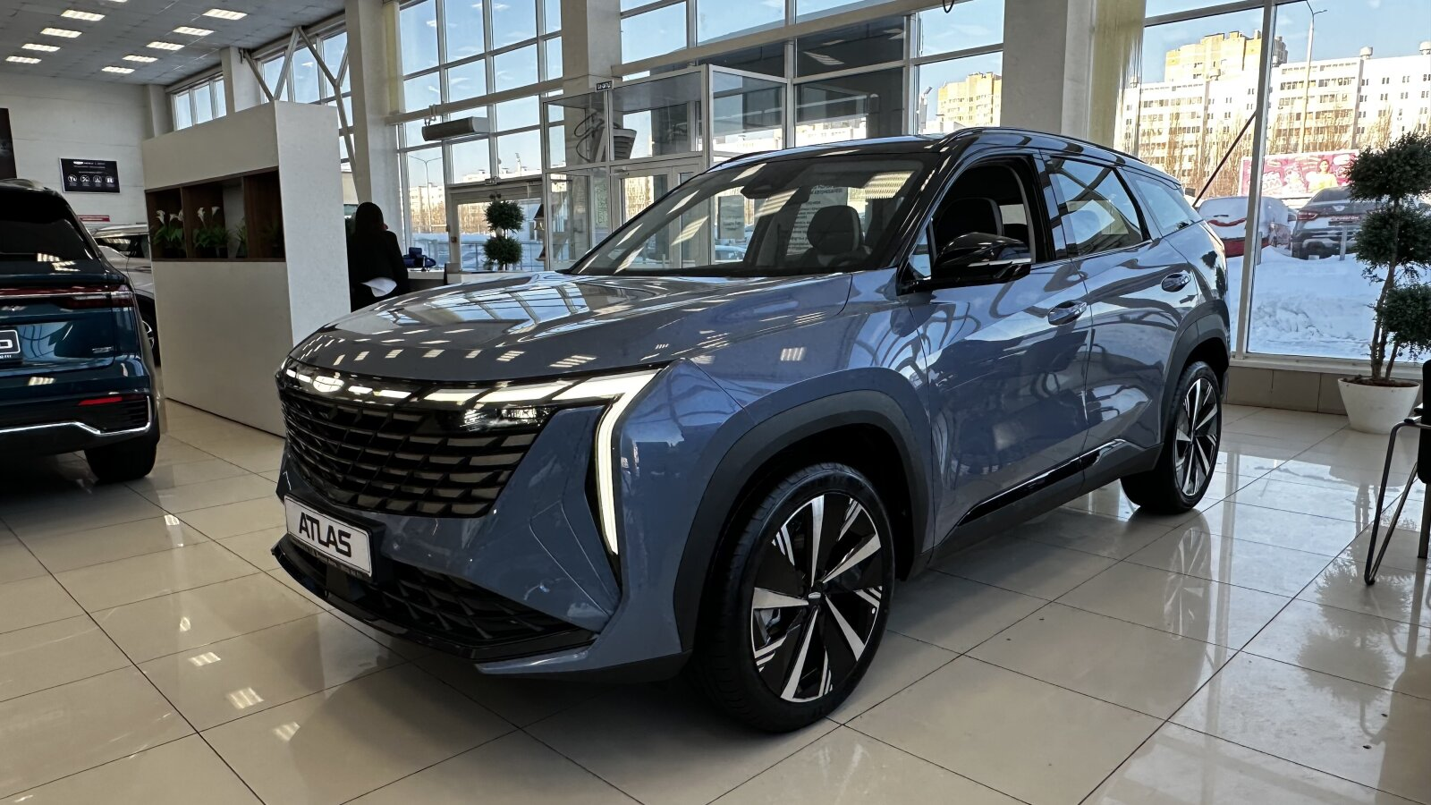 Geely Atlas II, Starry Blue / Серо-голубой металлик, 4017990 рублей, вид 2
