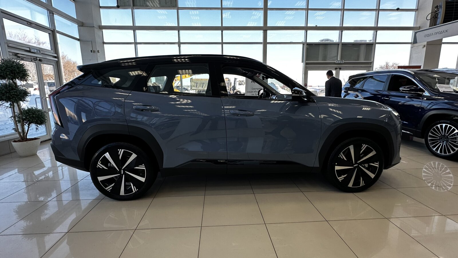 Geely Atlas II, Starry Blue / Серо-голубой металлик, 4017990 рублей, вид 7
