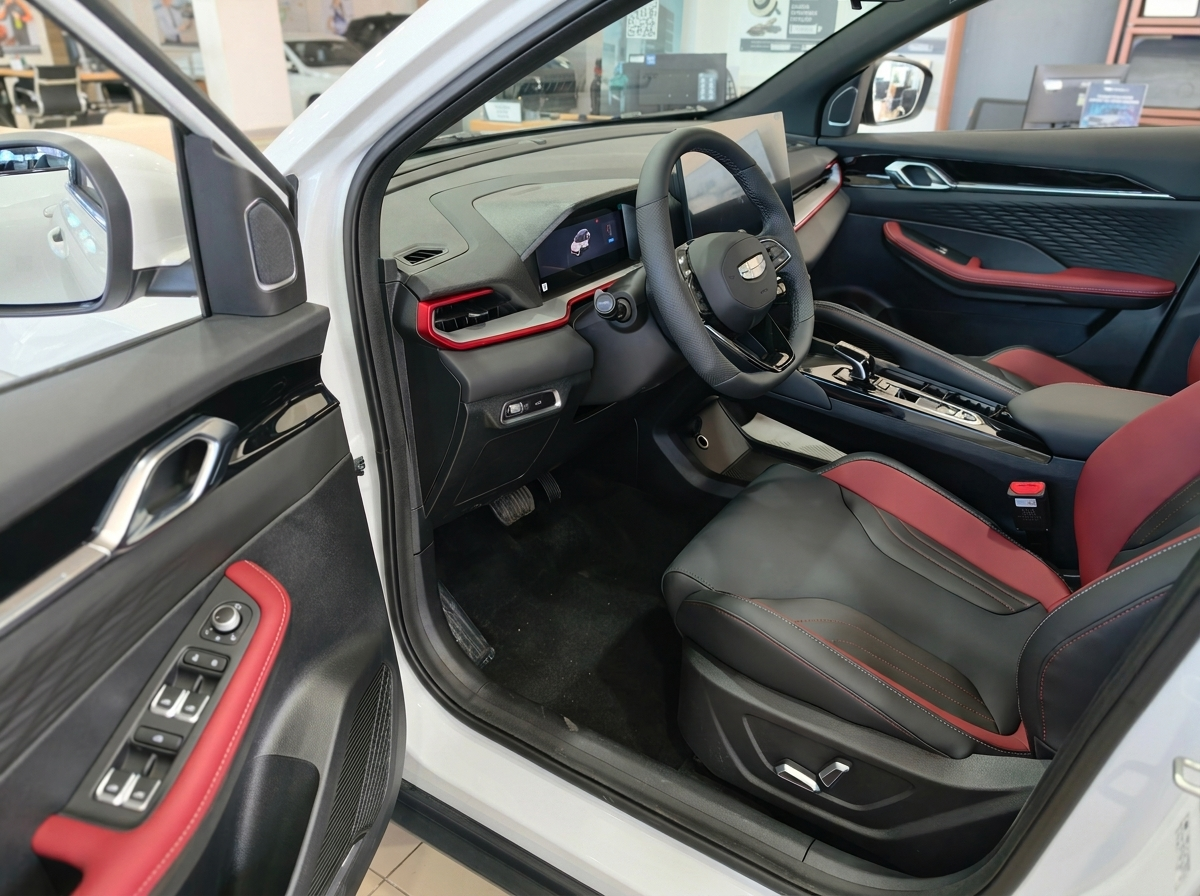 Geely Coolray I Рестайлинг 2, Crystal White / Белый, 2589990 рублей, вид 8