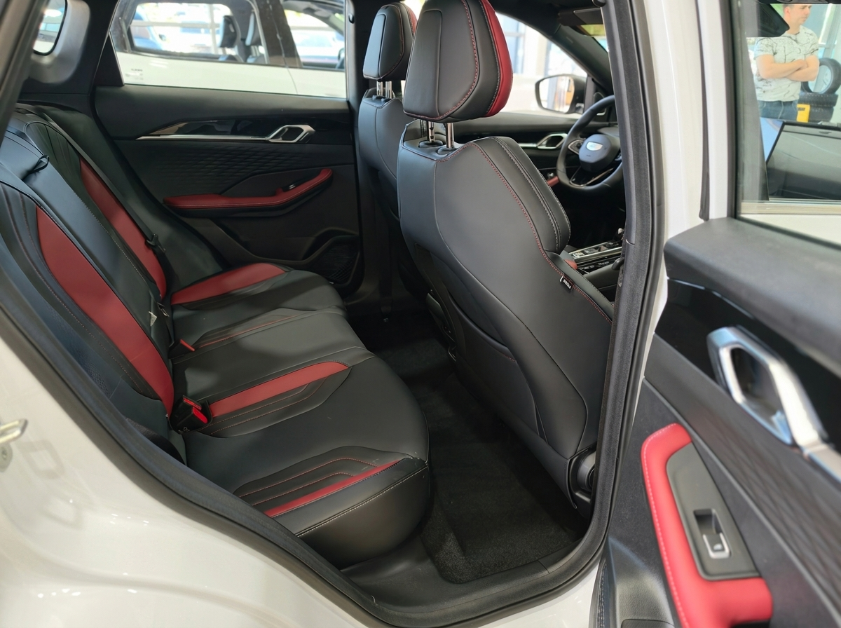 Geely Coolray I Рестайлинг 2, Crystal White / Белый, 2589990 рублей, вид 14