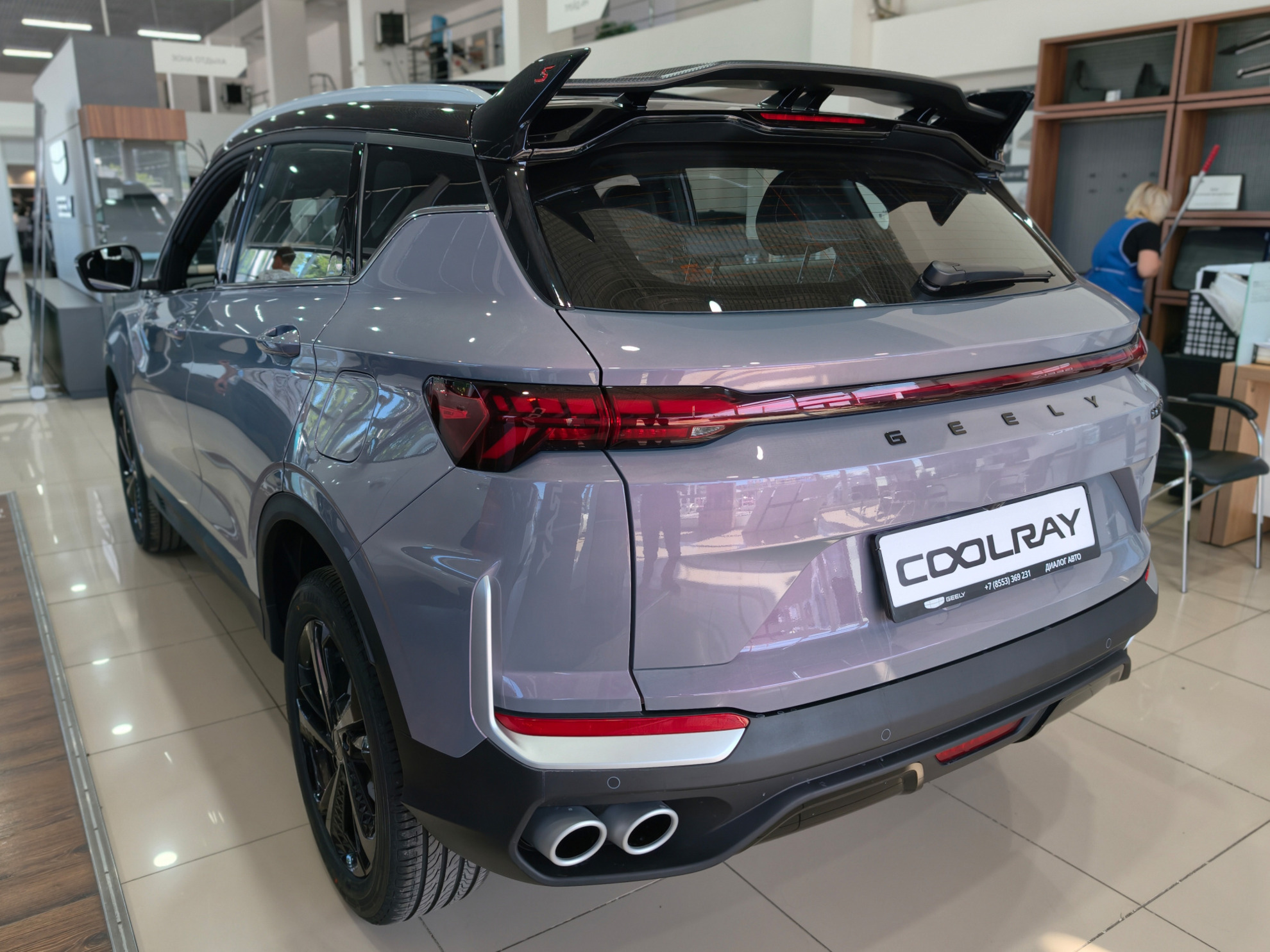 Geely Coolray I Рестайлинг 2, Unicorn Grey / Лиловый перламутр, 2589990 рублей, вид 3