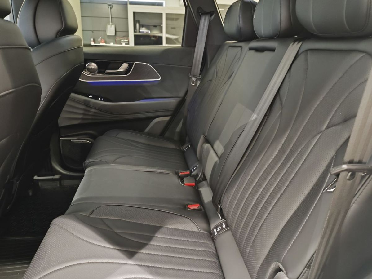 Chery Tiggo 9 I, Искрящийся белый, 3338900 рублей, вид 5