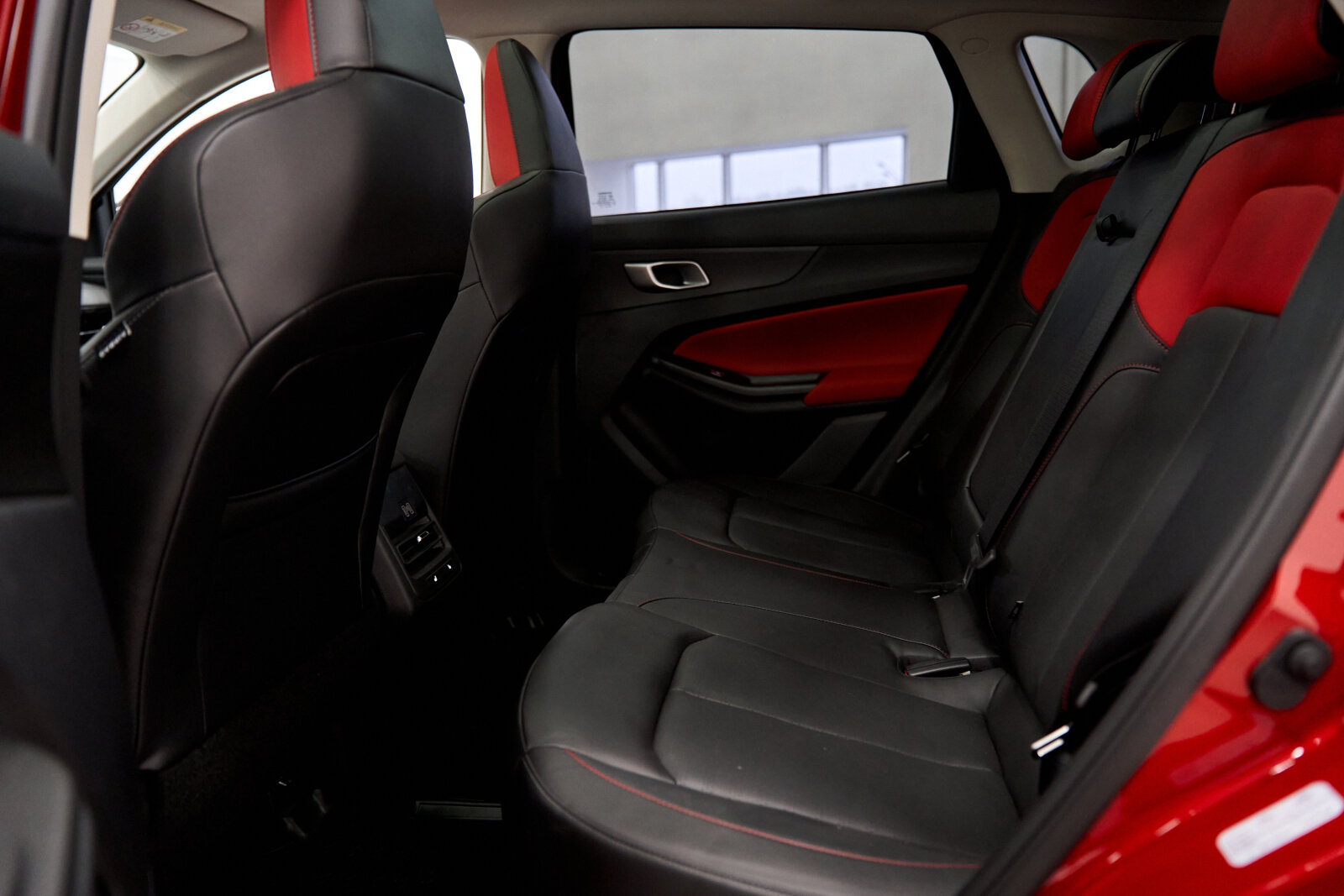 Changan UNI-S I, Искрящийся красный, 2349900 рублей, вид 8