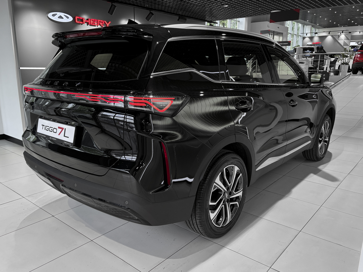 Chery Tiggo 7L I, Глубокий черный, 2066000 рублей, вид 4