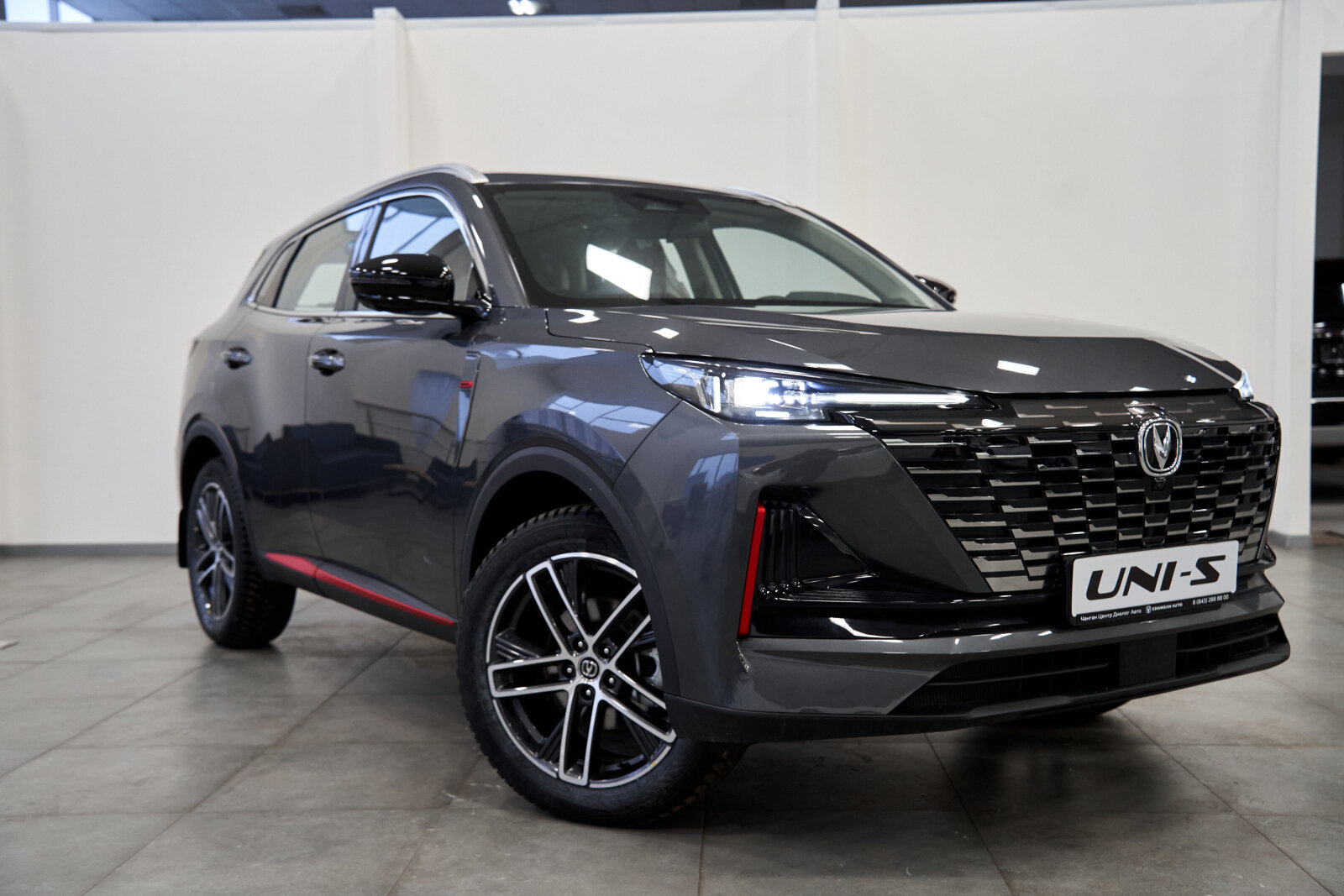 Changan UNI-S I, Звездный серый, 2529900 рублей, вид 4