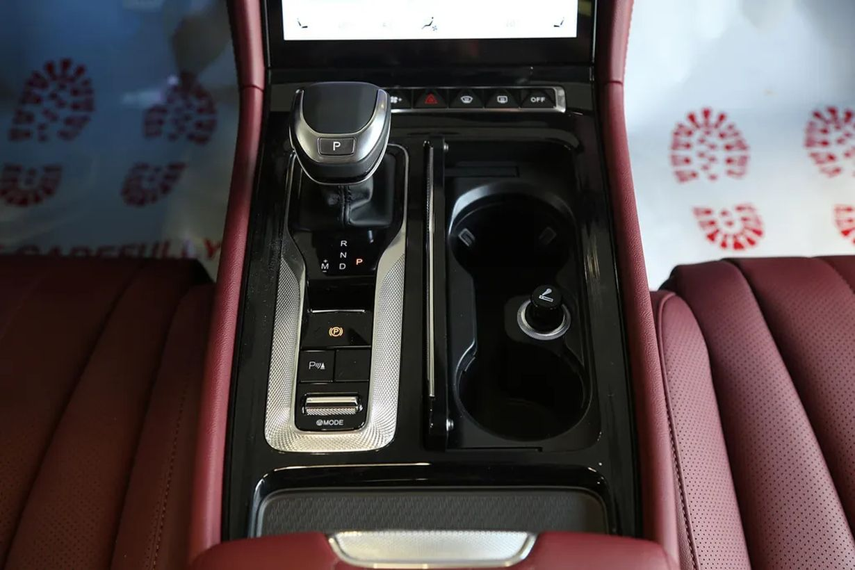 Hongqi H5 II, Черный / Dark Night, 5156890 рублей, вид 17