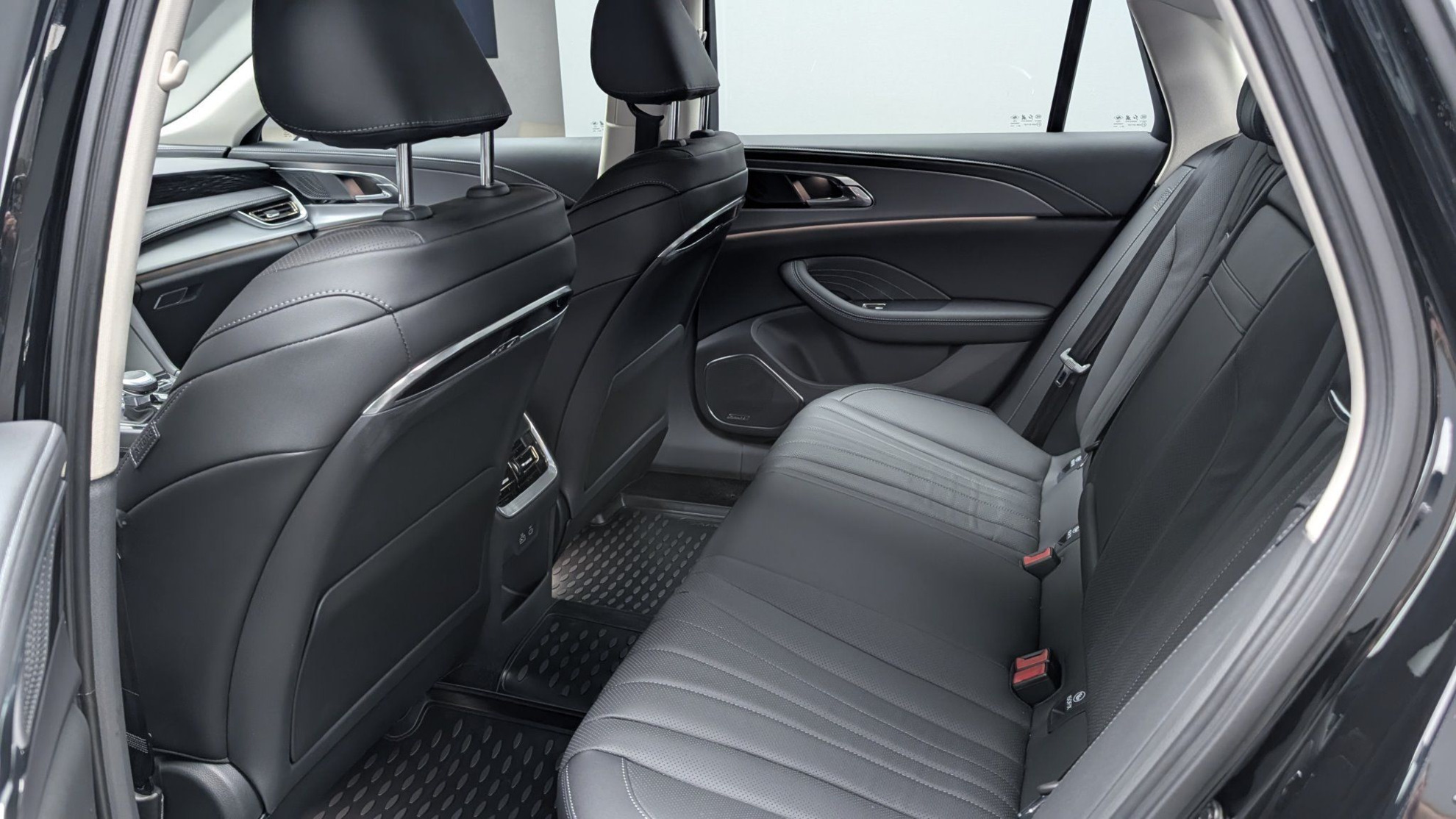 Hongqi H5 II, Черный / Dark Night, 5050000 рублей, вид 11