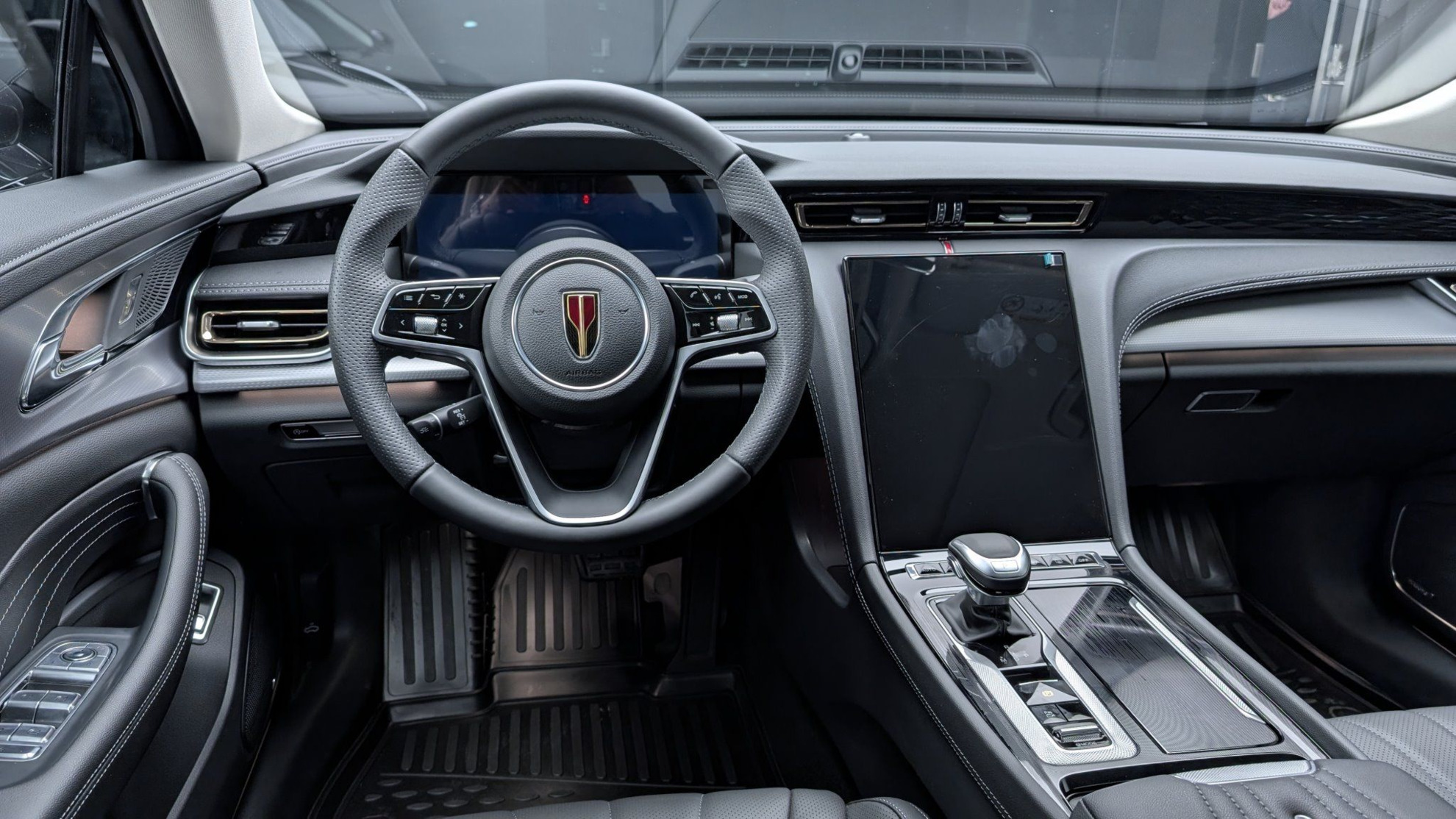 Hongqi H5 II, Черный / Dark Night, 5050000 рублей, вид 12