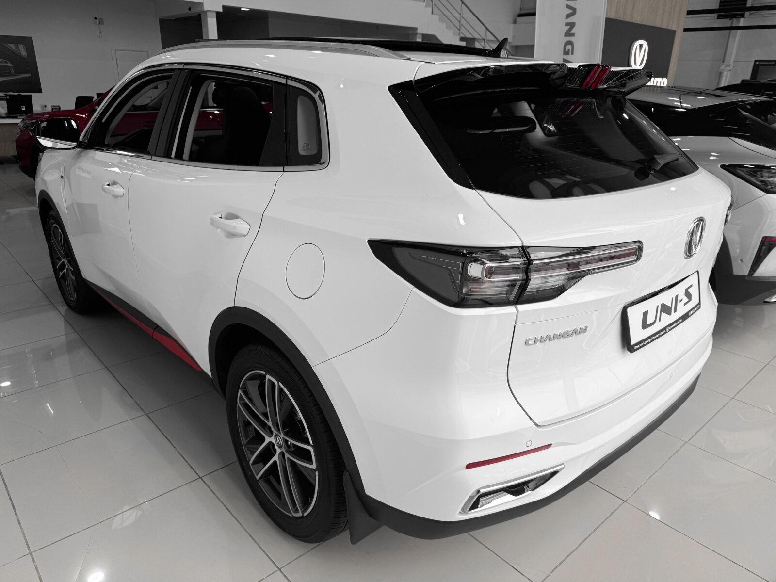 Changan UNI-S I, Перламутровый белый, 2224930 рублей, вид 3