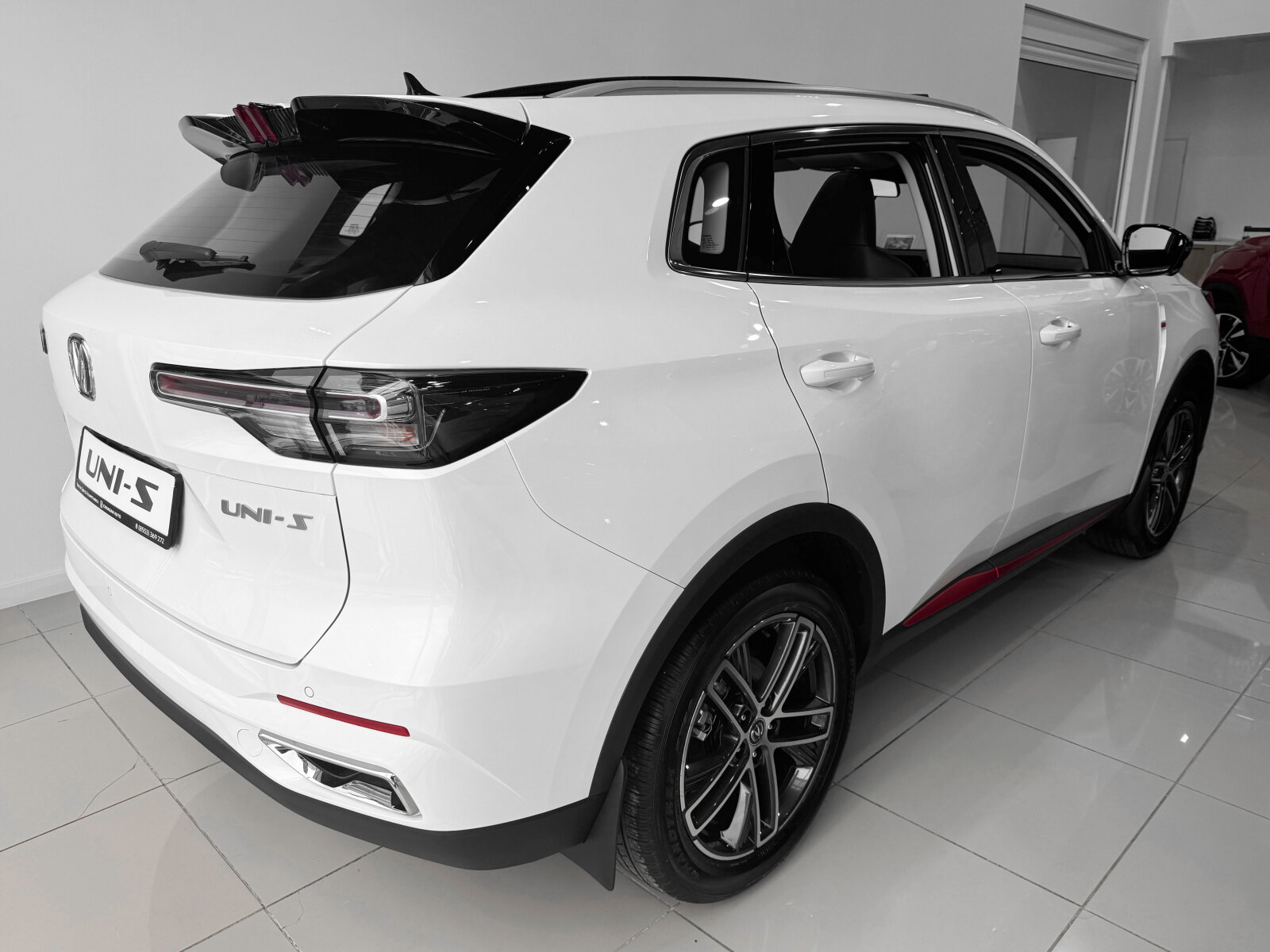 Changan UNI-S I, Перламутровый белый, 2224930 рублей, вид 5