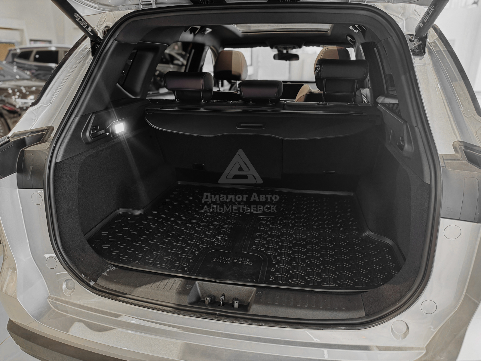 Chery Tiggo 7L I, Серебристый серый, 2277600 рублей, вид 14