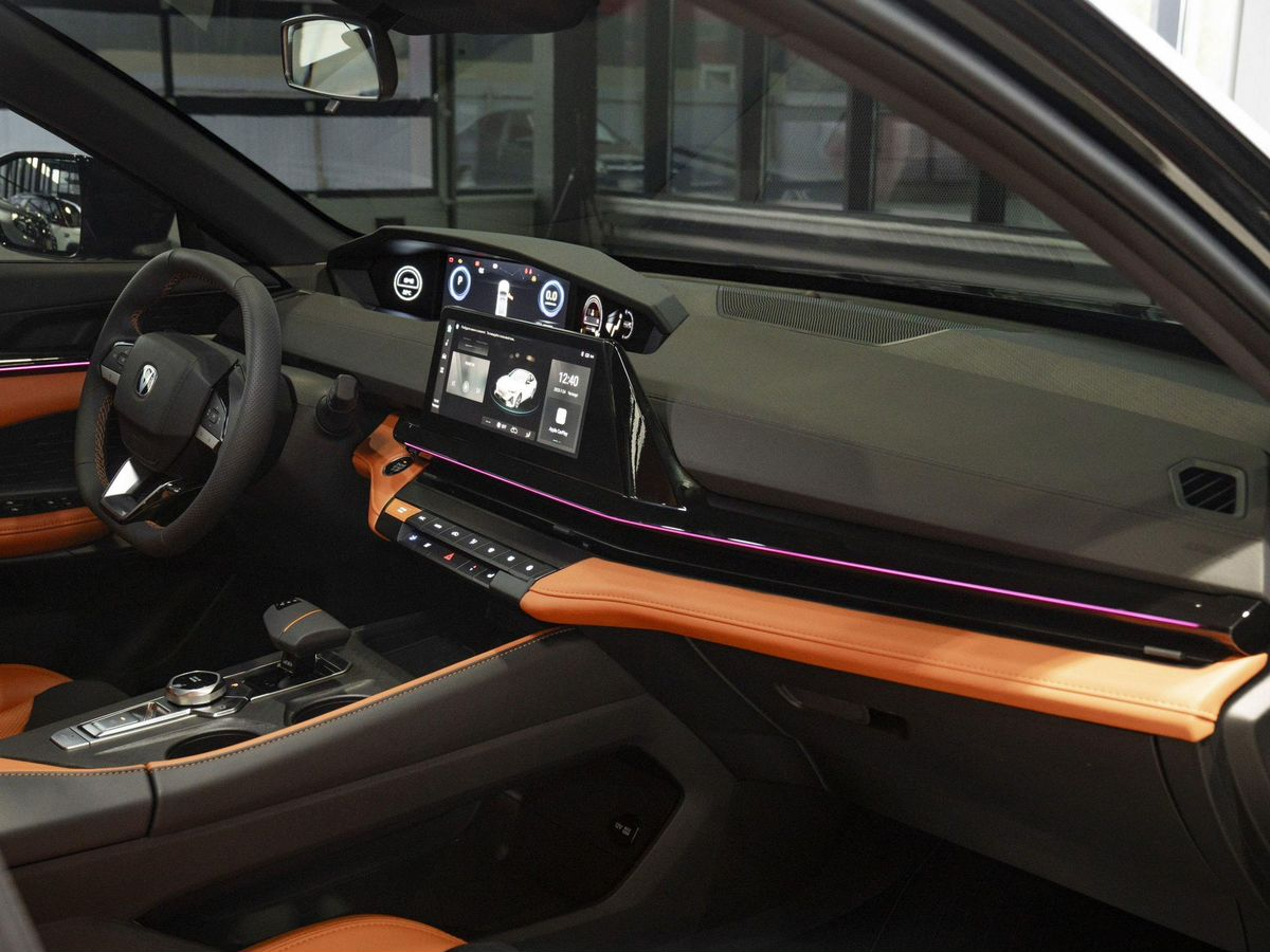 Changan UNI-V I, Звездный черный, 2494726 рублей, вид 3