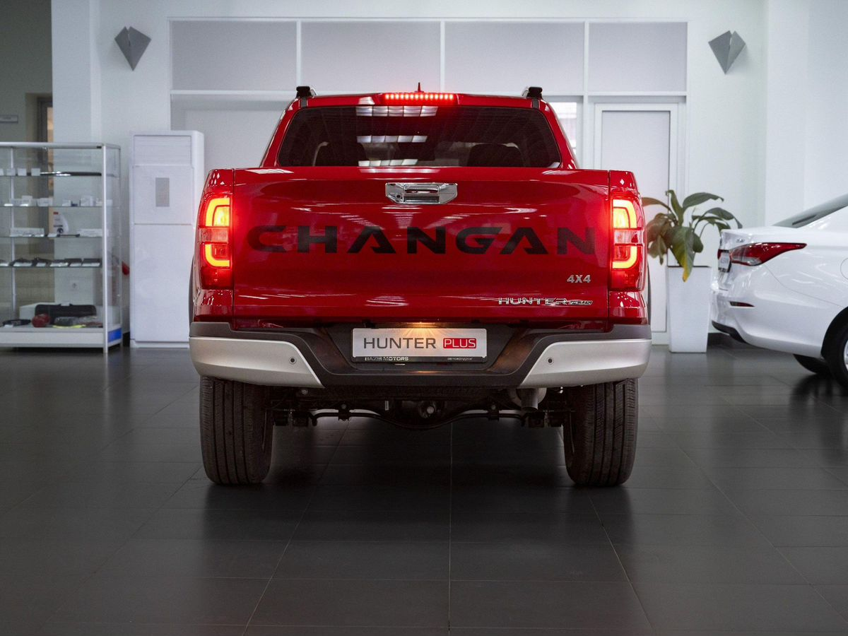 Changan Hunter Plus I, Рубиновый красный, 3222765 рублей, вид 7