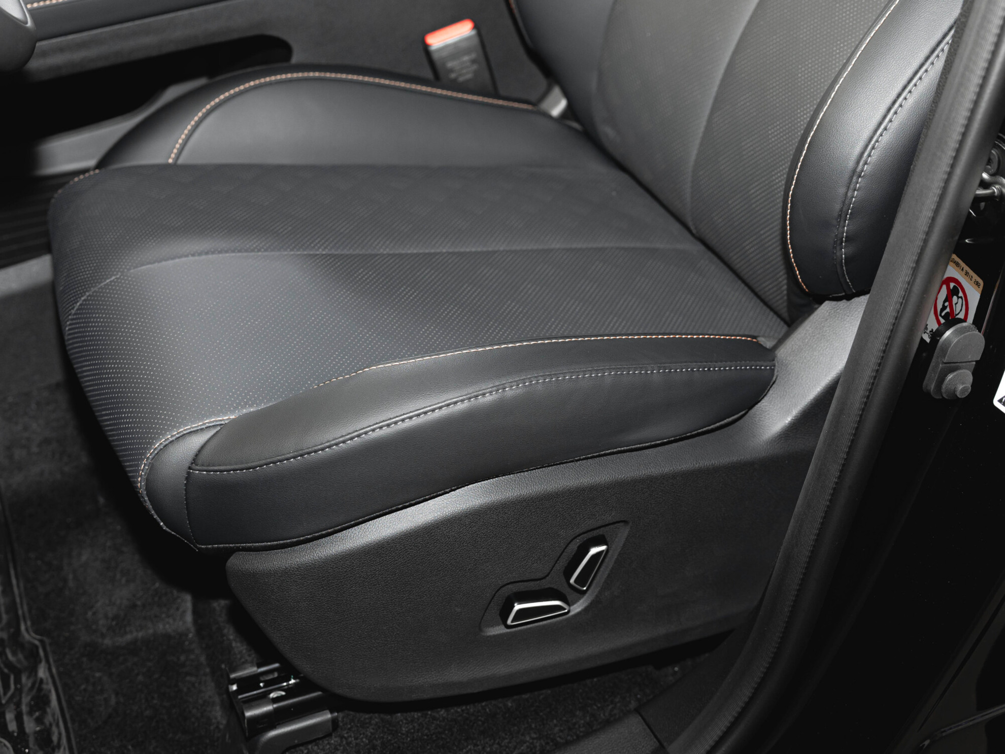 Changan CS75 Pro I, Космический черный, 3045000 рублей, вид 18