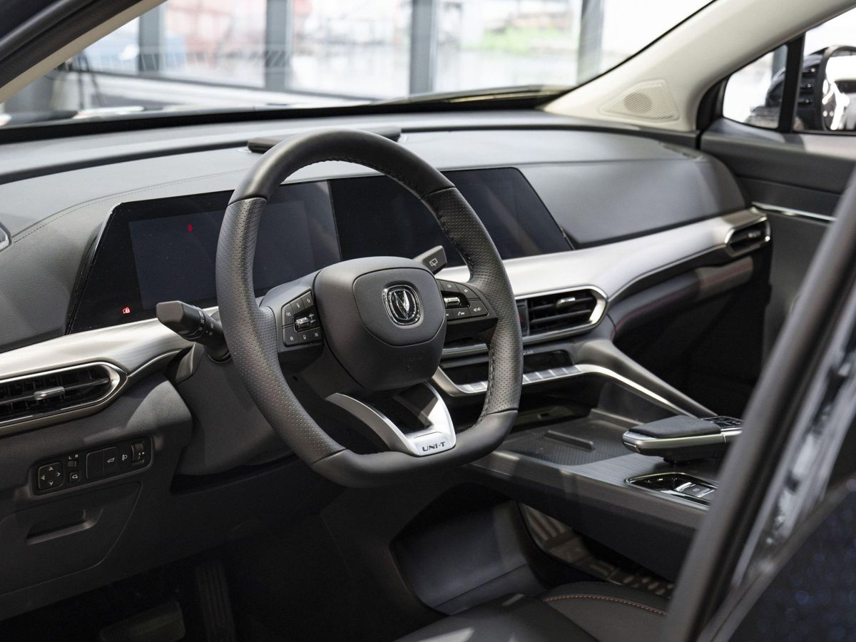 Changan UNI-T I, Глубокий черный, 2279901 рублей, вид 16