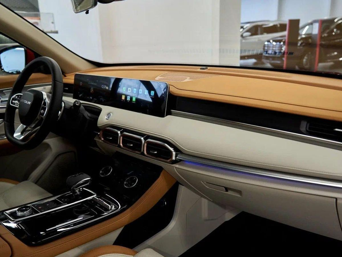 Jetour X70 Plus I, Красный, 3066901 рублей, вид 8