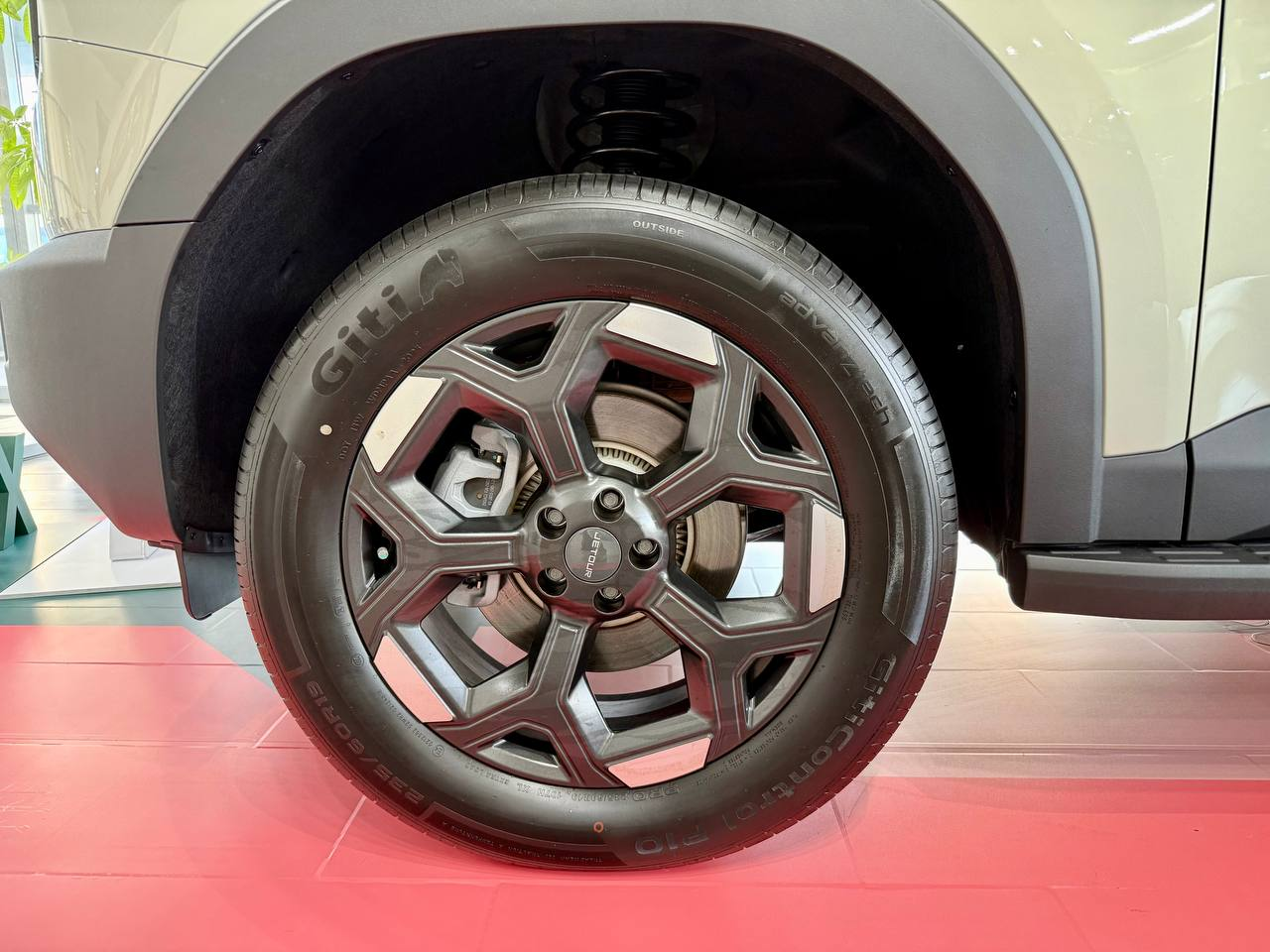 Jetour T1 I, Золотой, 2910531 рублей, вид 16