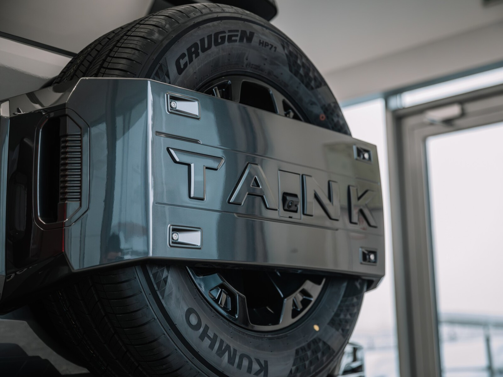 Tank 400 I, Серый Куштау, металлик, 6749000 рублей, вид 12