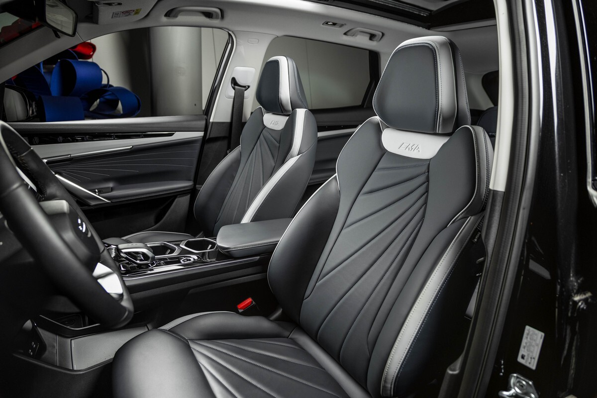 Geely Atlas II, Unbounded Black / Черный металлик, 2850990 рублей, вид 11