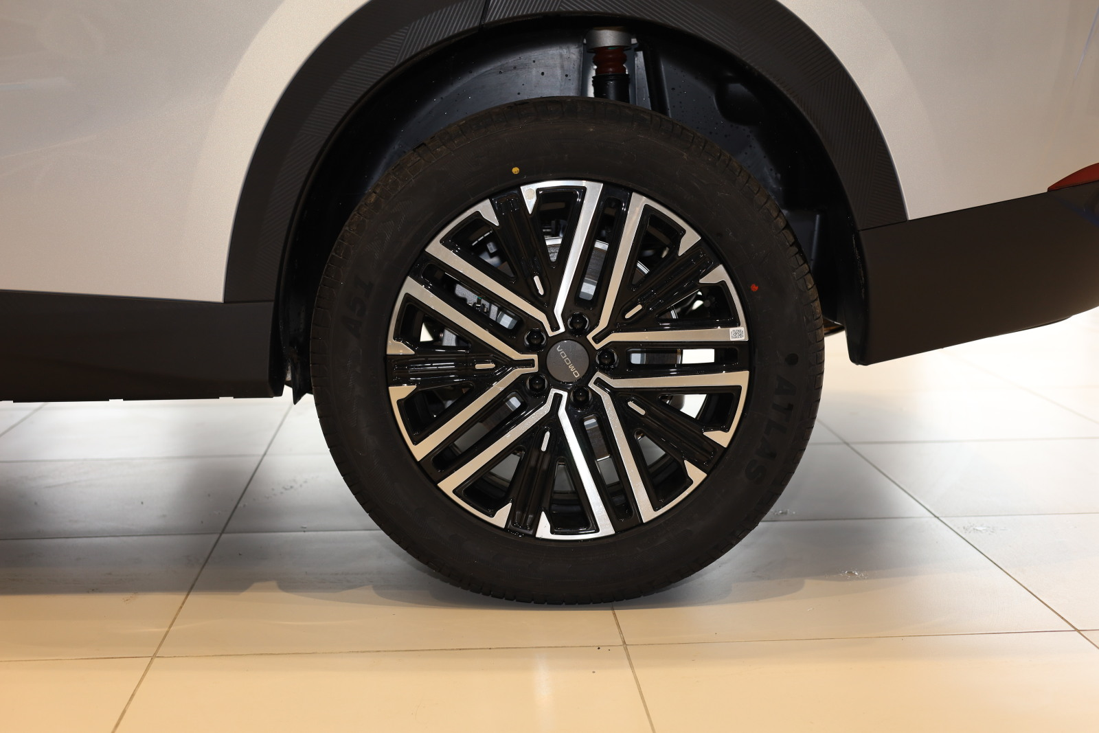 OMODA C7 I, Пудровый серый, 2599000 рублей, вид 12