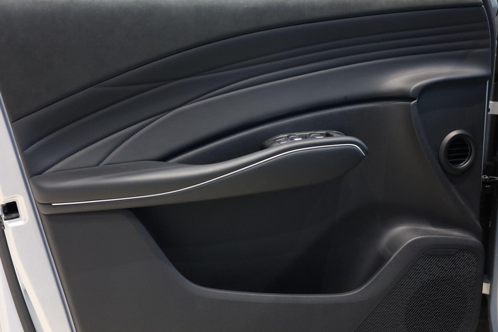 OMODA C7 I, Пудровый серый, 2599000 рублей, вид 21