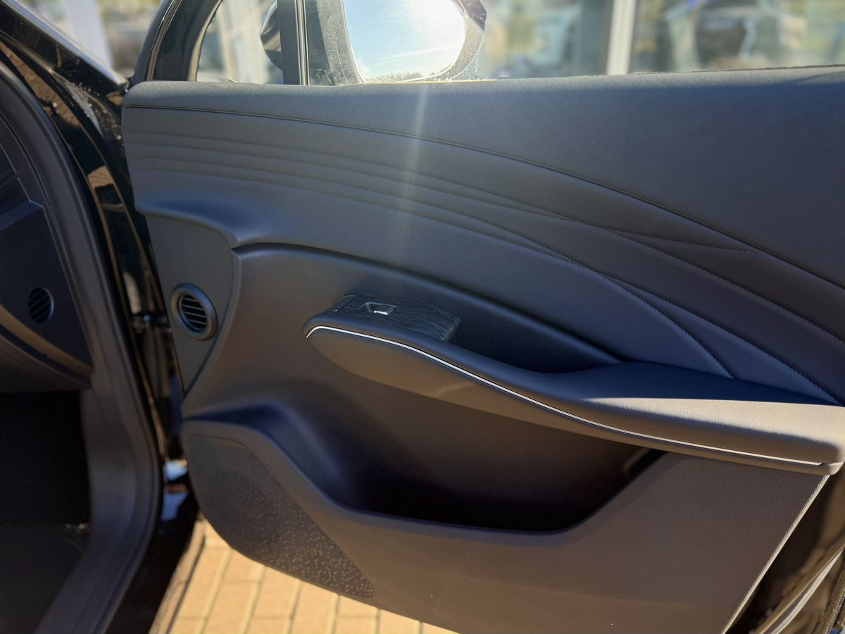 OMODA C7 I, Черный, 2399000 рублей, вид 17
